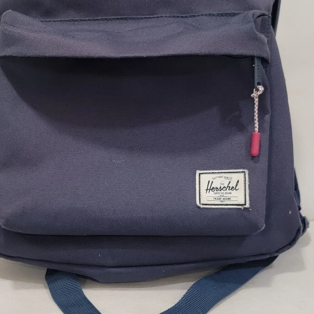 HERSCHEL NAVY BACKPACK